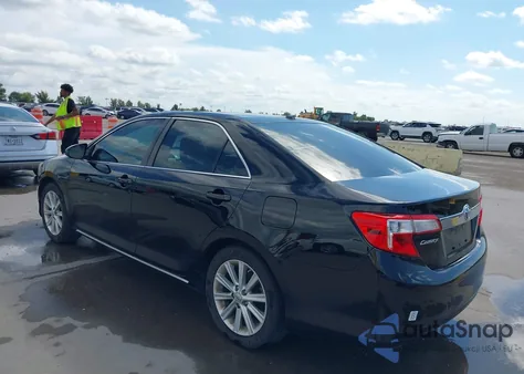 2013 Toyota Camry Xle z USA, uszkodzony, nr VIN 4T4BF1FK0DR282226
